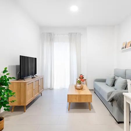 Wintowinrentals Superb New-look Apartment *