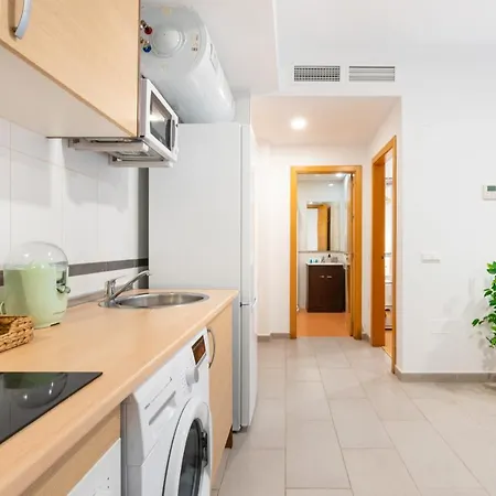 Wintowinrentals Superb New-look Apartment Malaga